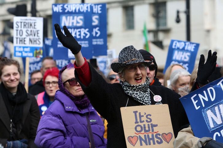 Protesta contra las privatizaciones en el NHS, una constante en los últimos años.