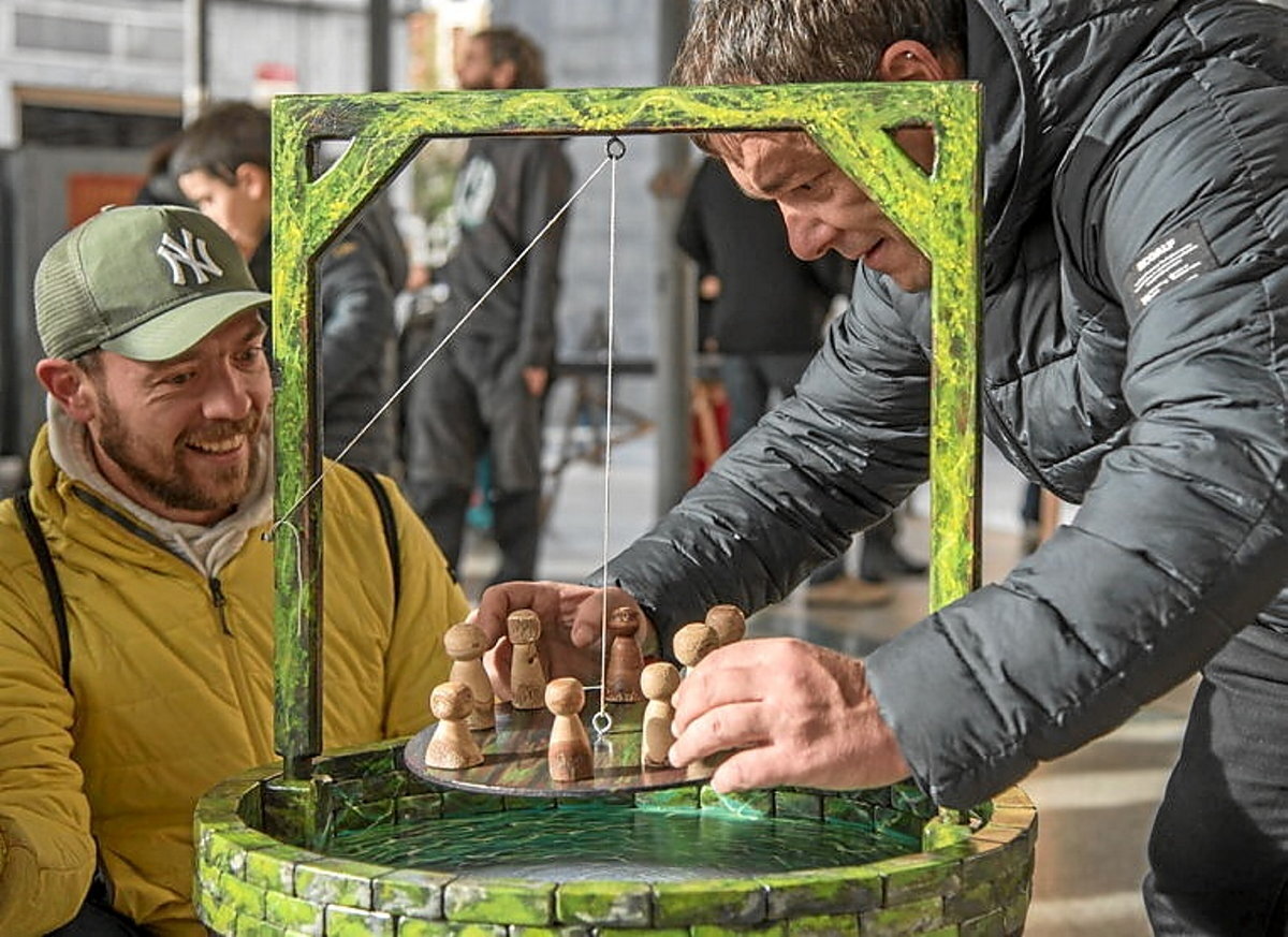 Desioen Putzua izeneko jokoa (Ricardo BOSCH)