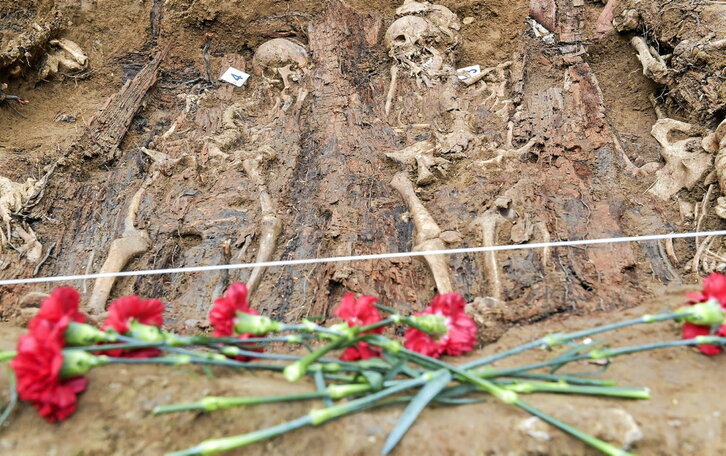 Exhumación de una fosa del 36 en Berriozar.