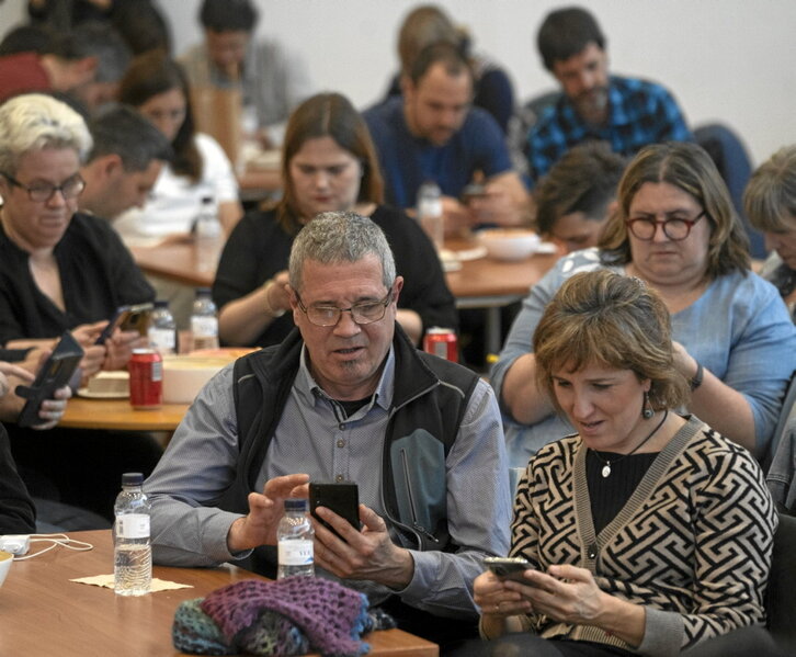 Sakeleko pantailari adi partaideak, Miramongo Parke Teknologikoan.