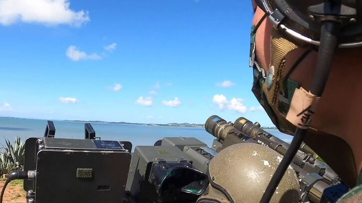 Militares taiwaneses vigilan el despliegue Chino en un vídeo difundido por el Ministerio.