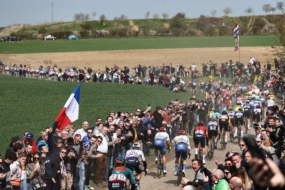 Lasterketa gogortzen joan da pixkanaka.