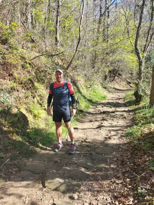 Gonzalo Pérez, deportista solidario con los enfermos de ataxia telangiectasia.