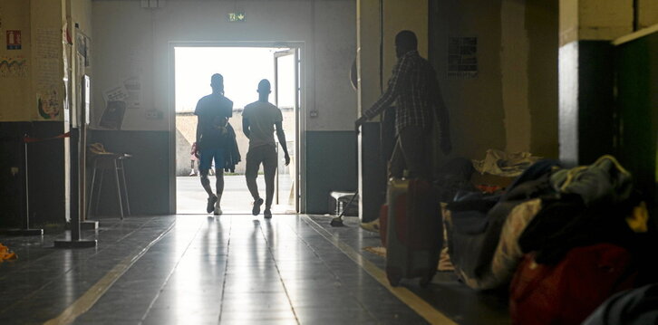 Baionako Pausa zentroa baliabide garrantzitsua da bidean diren pertsona migratzaileentzat.