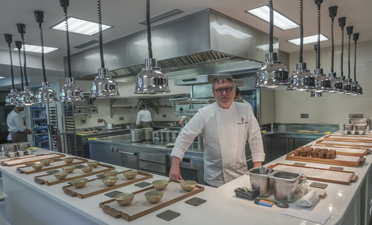 Aduriz, en las cocinas del Mugaritz el pasado año.