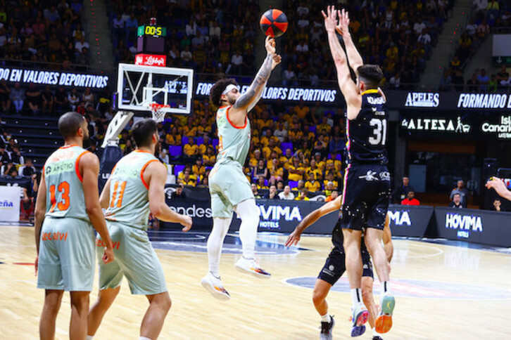 Markus Howard ezin izan du Tenerifek inola ere geratu, baina ez da nahikoa izan.