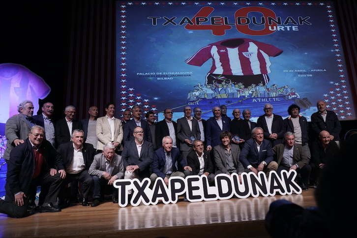 Casi todos los componentes de la plantilla que ganó los títulos en los ochenta asistieron al acto.