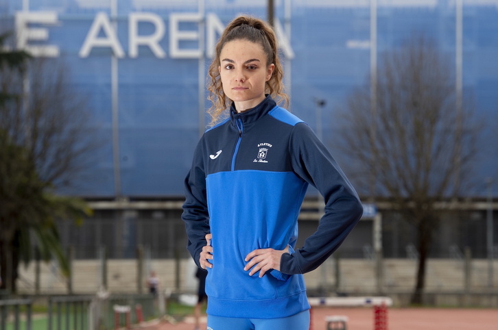 Irati Mitxelena atleta «Aktiba Zaitez» kanpainan parte hartzen duen hiru kirolarietako bat da.