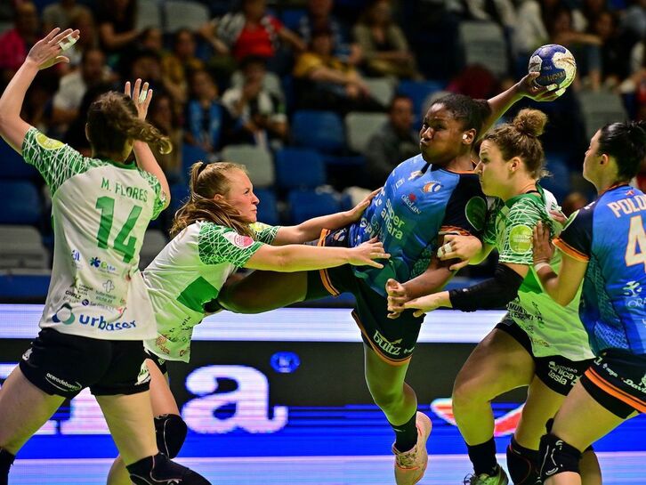 Mariane Fernandesek 8 golekin amaitu du partida.