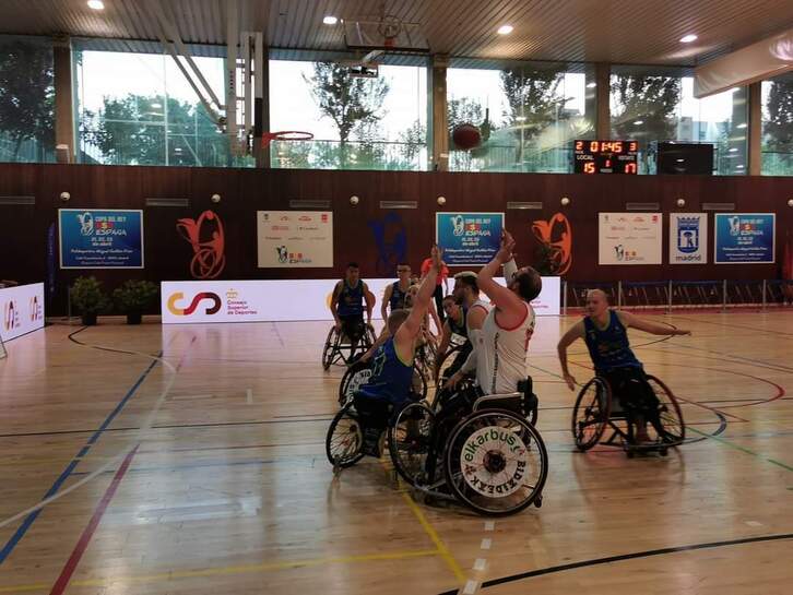 Asier García ha ido mejorando poco a poco y ha terminado decidiendo el partido.