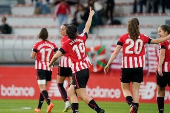 Mariana celebra el gol que adelantaba al Athletic en el marcador nada más comenzar el partido.