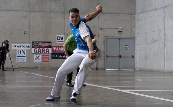 Dariok partida bikaina jokatu du eta finalerdiak oso gertu ikusten ditu.