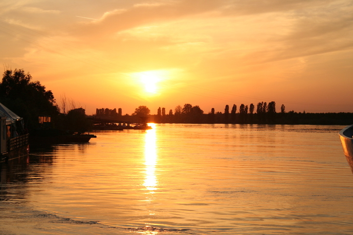 El río Po, a su paso por la localidad de Boretto.