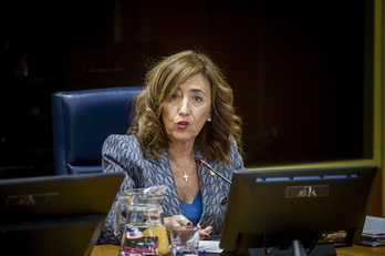 La consejera de Gobernanza Pública, Olatz Garamendi, en una comparecencia parlamentaria.