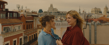 Aura Garrido y Emma Suárez, como la hija y la madre actrices.