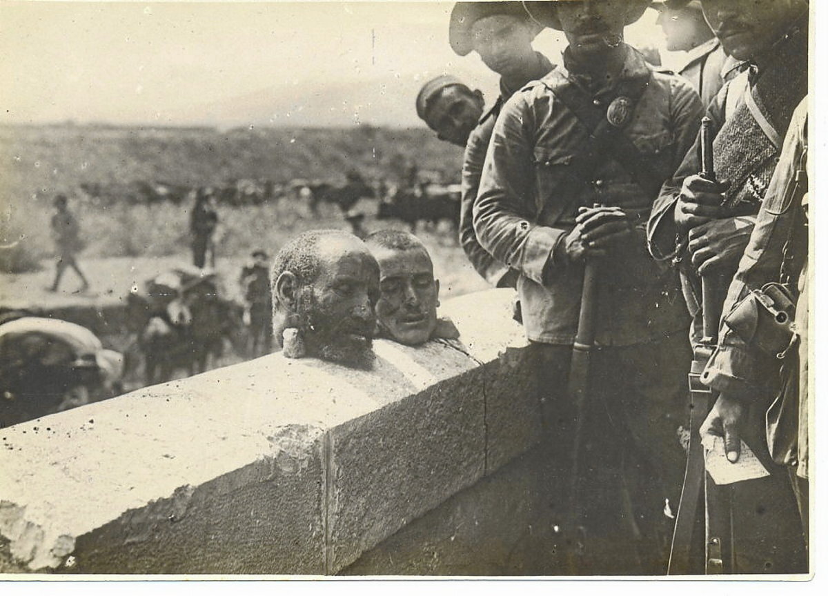 Egile ezezaguna duen Rifeko gerrako argazki oso latza. (EGILE EZEZAGUNA)