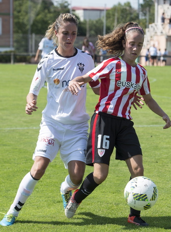 Matilde Martinez, 2016-2017 denboraldian, Athleticen aurkako partidan, Maite Orozekin. 