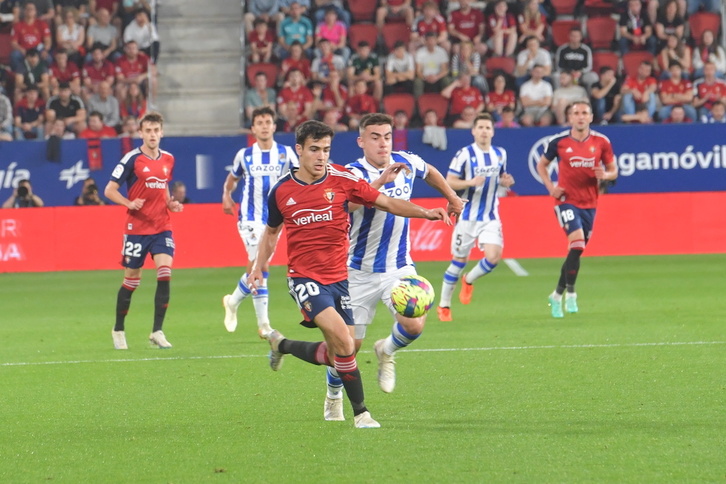 Ander Barrenetxea ha dado el centro que ha encarrilado el partido.