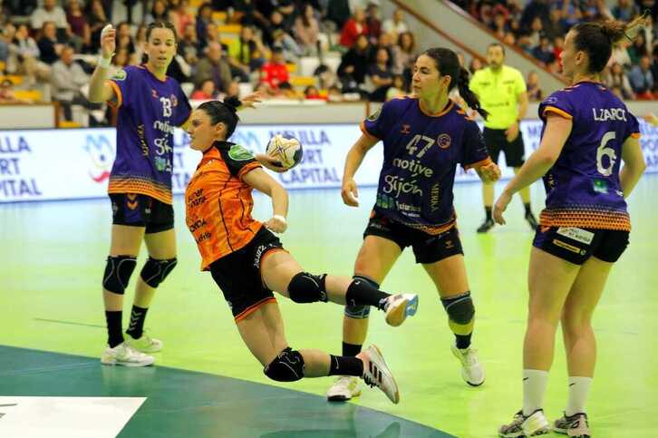 Cristina Polonio, autora de 3 goles.