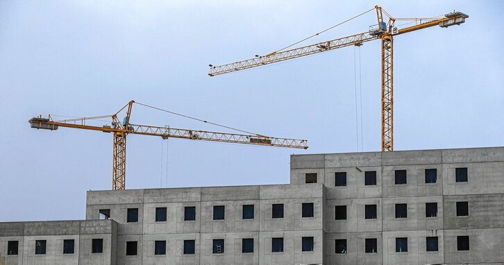 Aunque disminuyeron un 0,1% en marzo respecto al mes anterior, los costes de la Construcción en la CAV han sufrido un importante incremento interanual.