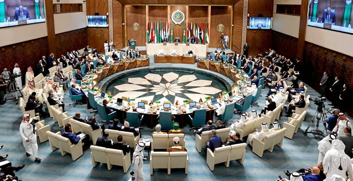 Reunión de emergencia de cancilleres de la Liga Árabe en El Cairo.