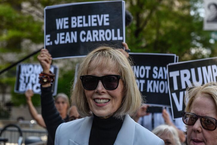 E. Jean Carroll, a su llegada al tribunal. 