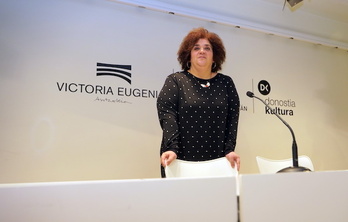 Aiora Rementeria Adarra Sarien berri eman duten prentsaurrekoan