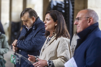 La candidata del PNV en Gasteiz, Beatriz Artolazabal, en el inicio de campaña.