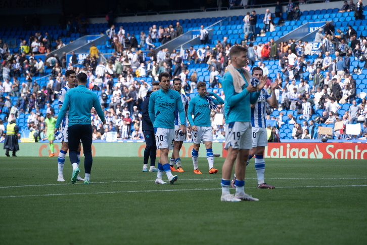 Las caras de los realistas no eran de alegría tras empatar ante el Girona pese a cumplir el objetivo.