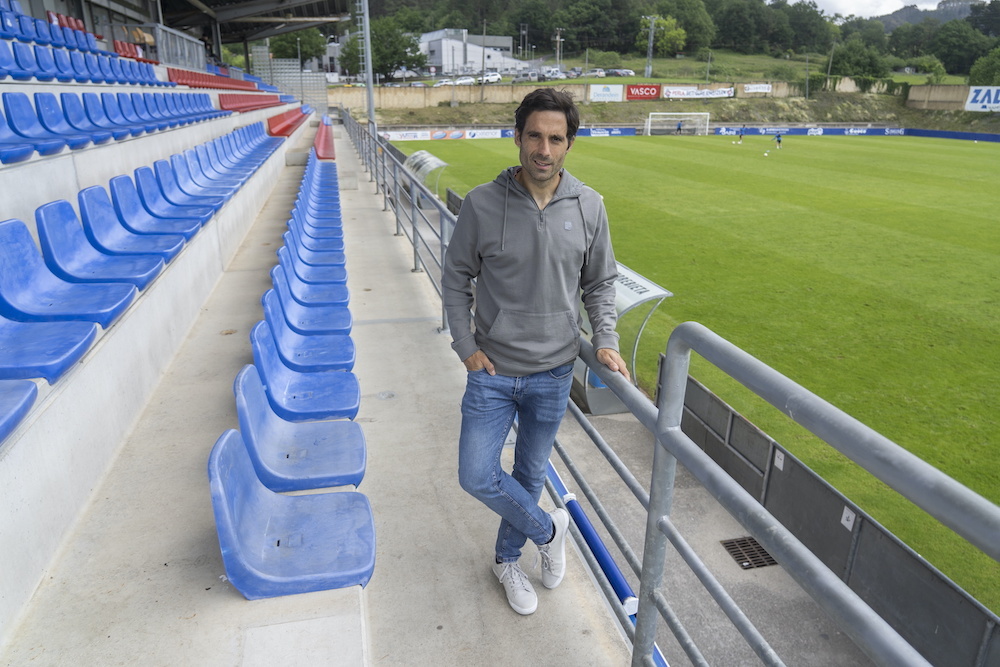 Xabi Etxeita Urritxeko harmailetan. (Monika DEL VALLE / FOKU) Xabi Etxeita Urritxeko harmailetan. (Monika DEL VALLE / FOKU)