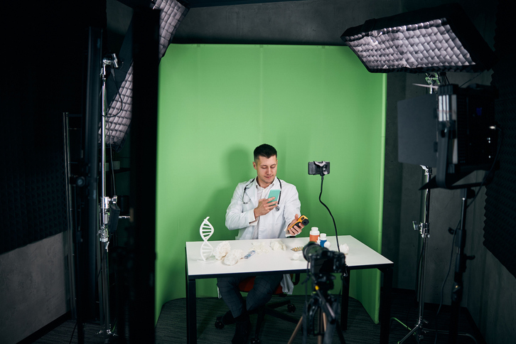 Las personas con conocimiento médico influyen en los usuarios de redes sociales a la hora de ciudar su salud y la de su familia.