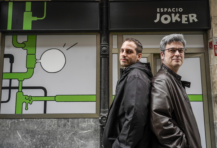 Antonio Hitos, diseñador del nuevo espacio, y Fernando Tarancón, propietario de Joker.