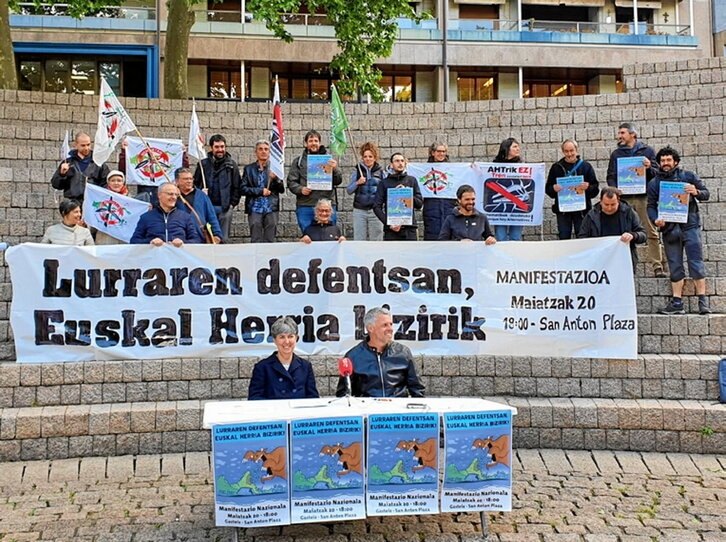 80 erakunde batu dira mobilizaziora.