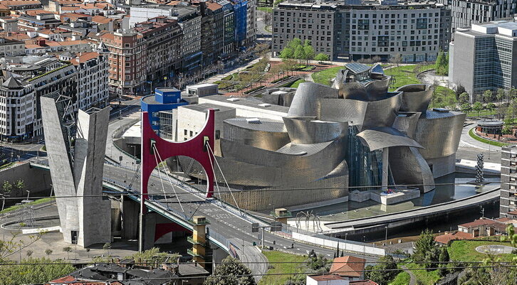 El Museo Guggenheim sigue siendo pieza clave en el desarrollo de Bilbo, donde la ciudad a dos velocidades se mantiene a pesar de que las autoridades lo sigan negando.