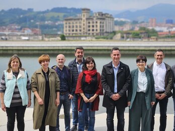 Comparecencia de EH Bildu en Elorrieta para hablar de la industria vizcaina.
