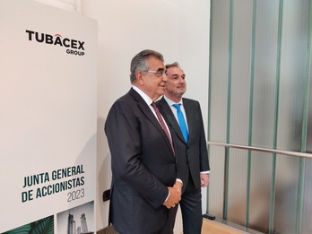 El presidente de Tubacex, Francisco Javier García Sanz, y el CEO de la compañía, Jesús Esmorís.