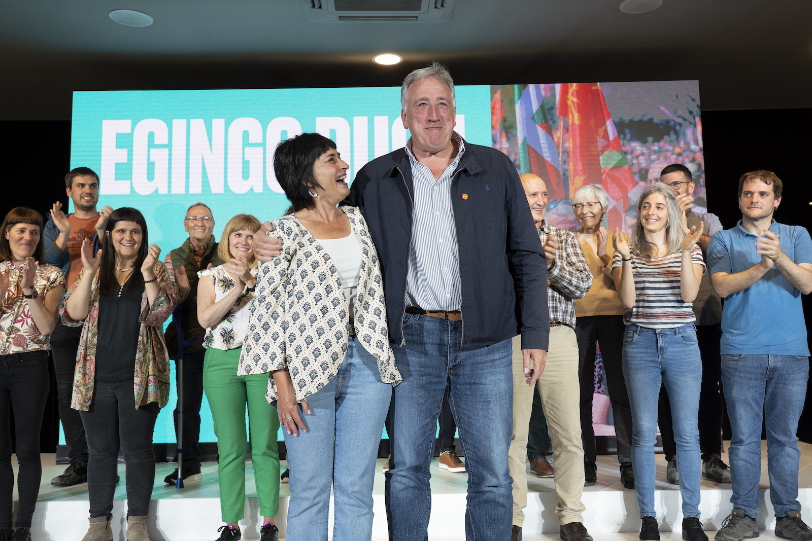 Joseba Asiron y Laura Aznal, en el cierre de la campaña en Iruñea. (Iñigo URIZ | FOKU)