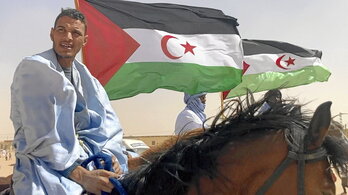 Celebración del 50 aniversario del comienzo de la lucha armada del Frente Polisario en Tindouf.
