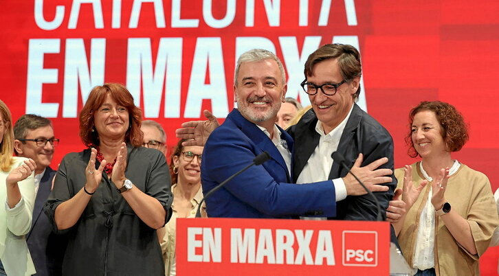 El primer secretario del PSC, Salvador Illa, junto al candidato del partido en Barcelona, Jaume Collboni.