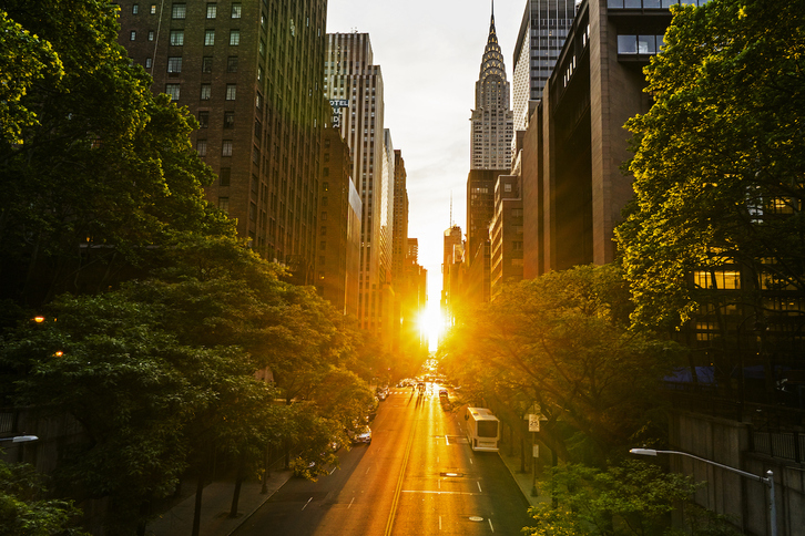 ‘Manhattanhenge’ fenomenoa.