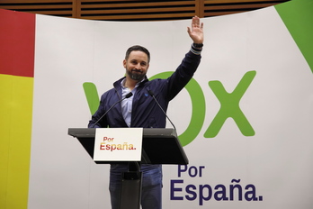 Santiago Abascal, en un acto de campaña en Donostia.