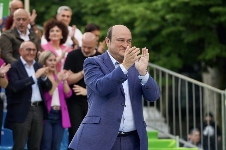 Andoni Ortuzar, en un acto de la pasada campaña electoral.
