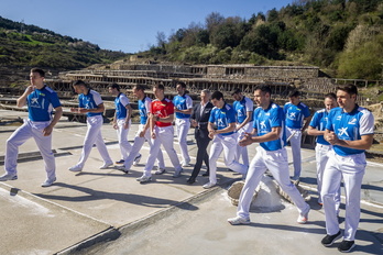 Añana Gesaltzan aurkeztu zen Buruz Burukoan Aspe goitik-behera nagusitu da.