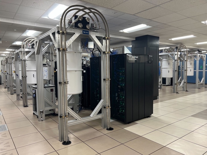 Los centros de datos necesitan grandes sistemas de refrigeración y consumen mucha agua. En la imagen, el de IBM en Nueva York.