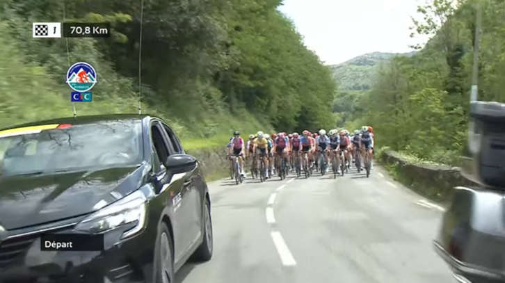 Pirinioetako Tourreko etapa bateko irudi bat.