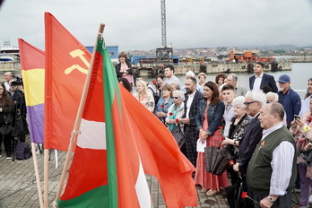 Acto de homenaje en Santurtzi a los Niños y Niñas de la Guerra.