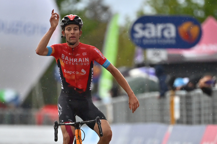 Gino Mader, el día de su mejor victoria, en el Giro de 2021.