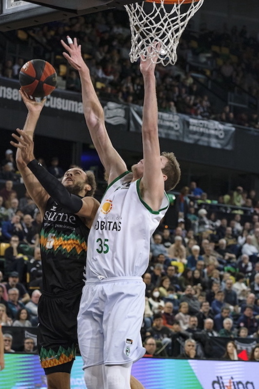 Denzel Andersson, Joventuten aurka Miribillan.