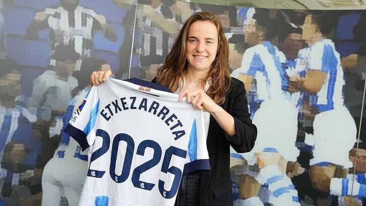 Ane Etxezarretak 2025ra arte jarraituko du Realan.