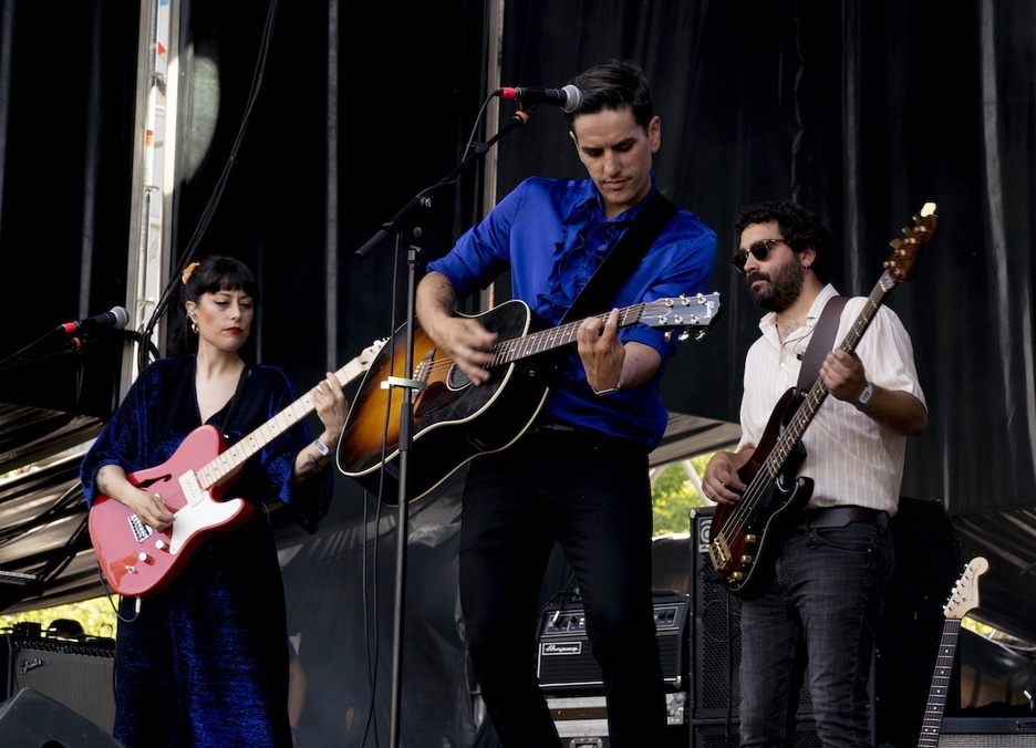 Pasadena gasteiztarren magnetismoak hartu du Azkena bigarren egunean. Pasadena gasteiztarren magnetismoak hartu du Azkena bigarren egunean.